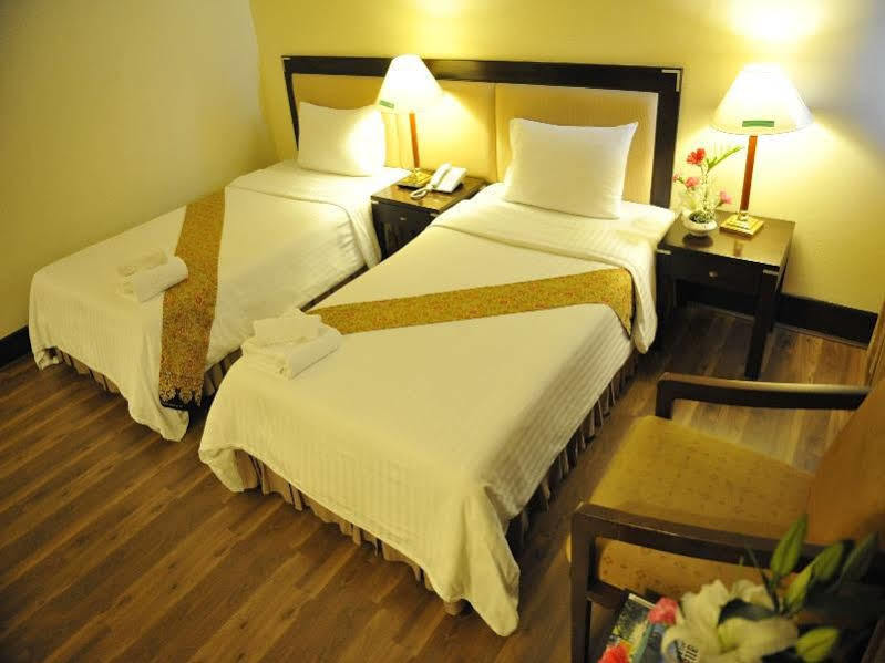 New Season Hotel Hat Yai Exterior foto